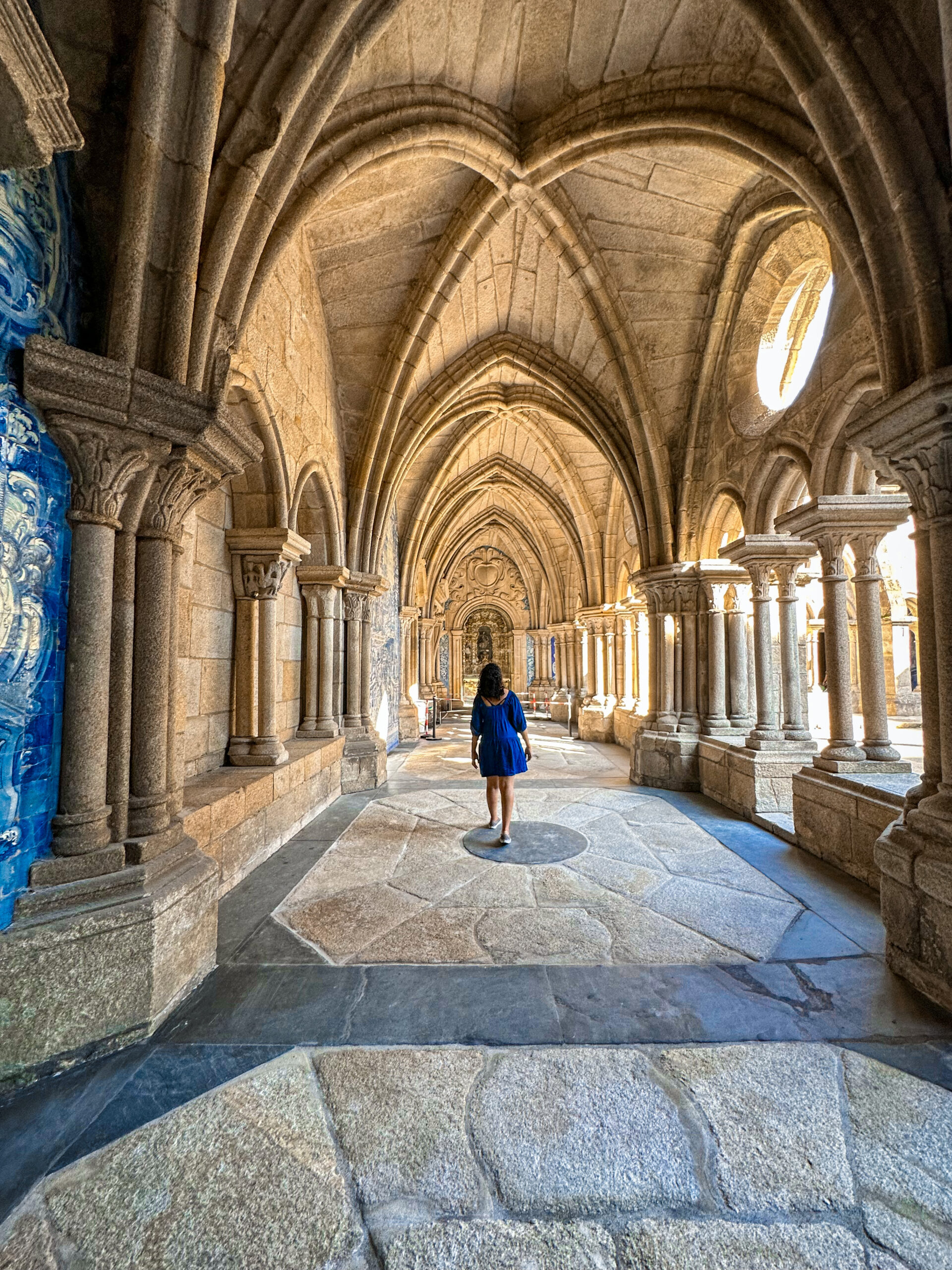 Porto's cathedral cloisters and tiles